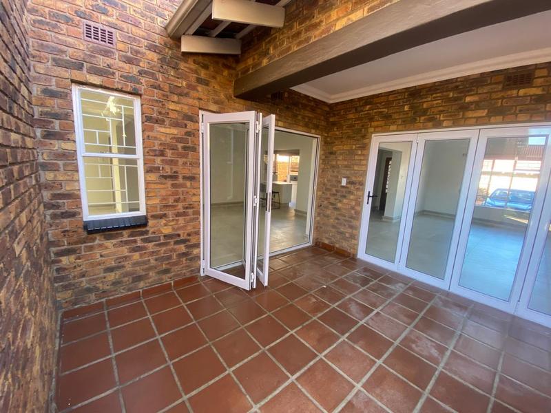 3 Bedroom Property for Sale in Northmead Gauteng