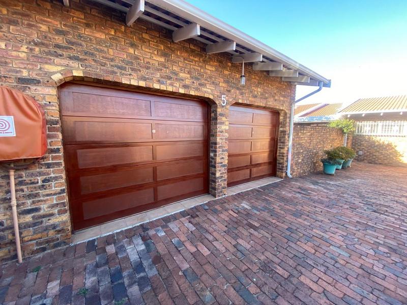 3 Bedroom Property for Sale in Northmead Gauteng