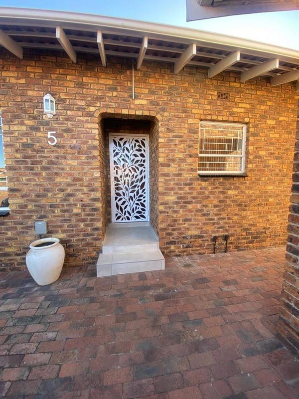 3 Bedroom Property for Sale in Northmead Gauteng