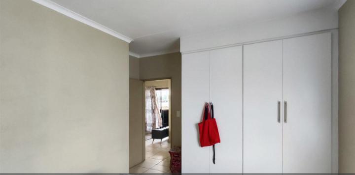 2 Bedroom Property for Sale in Norton Park Gauteng