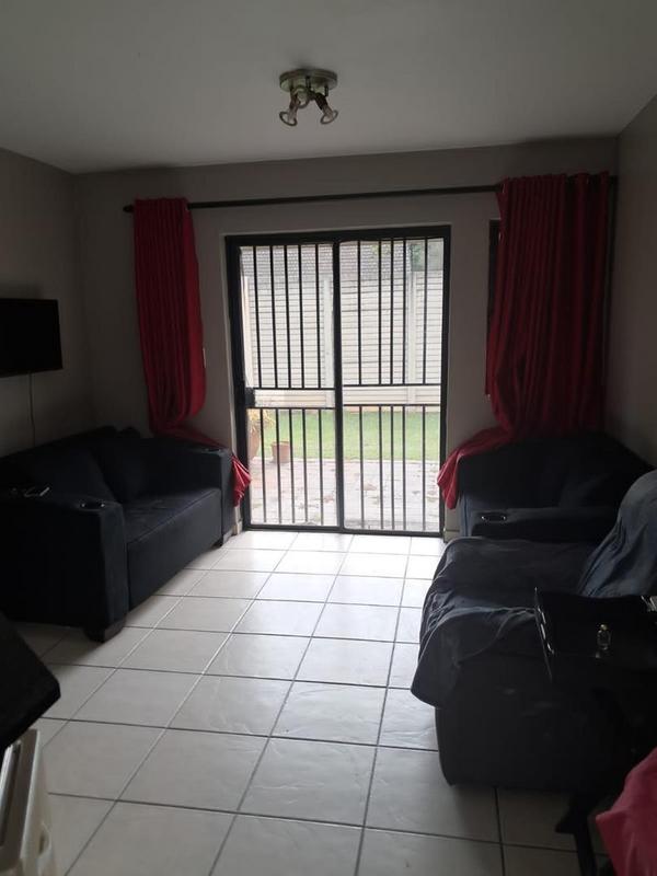 2 Bedroom Property for Sale in The Stewards Gauteng