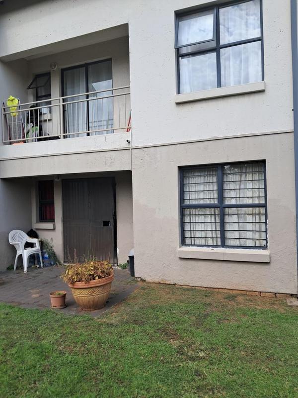 2 Bedroom Property for Sale in The Stewards Gauteng
