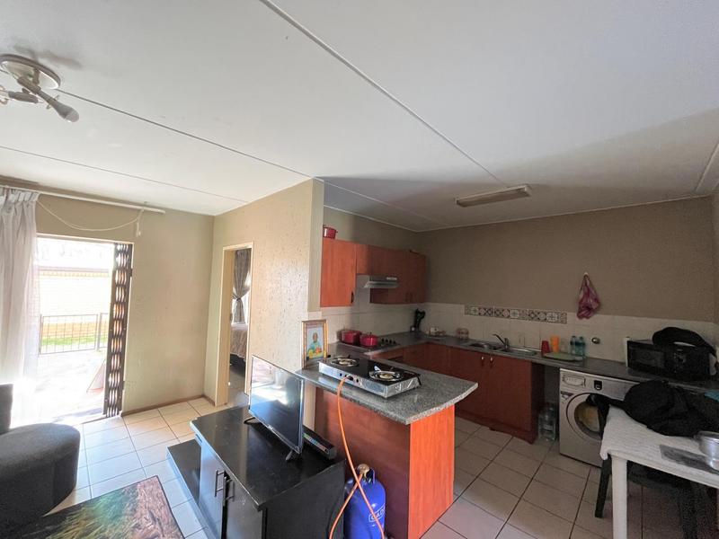 2 Bedroom Property for Sale in Comet Gauteng