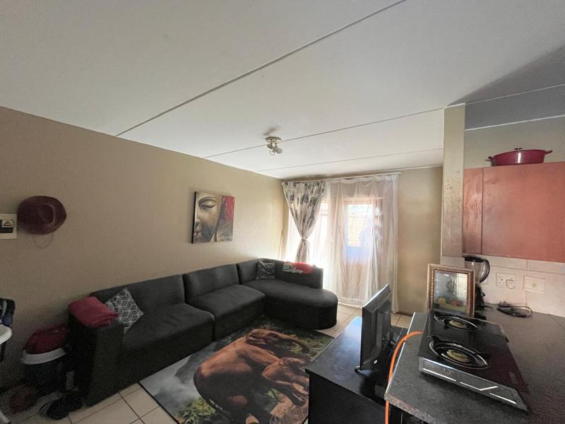 2 Bedroom Property for Sale in Comet Gauteng