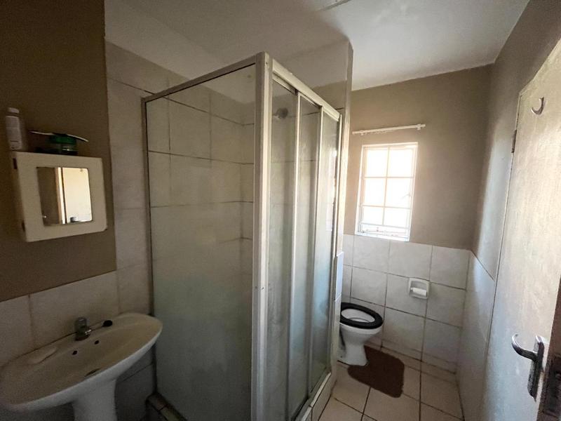 2 Bedroom Property for Sale in Comet Gauteng