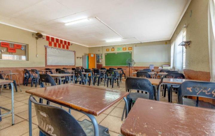 Commercial Property for Sale in Dawn Park Gauteng