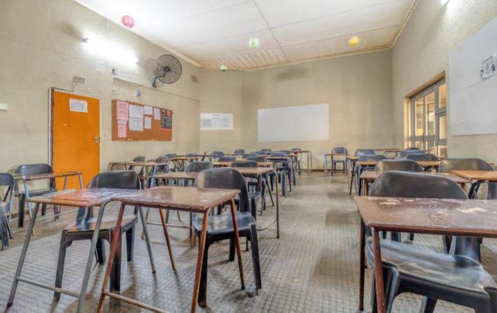 Commercial Property for Sale in Dawn Park Gauteng