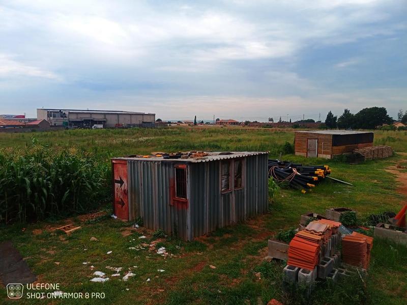 0 Bedroom Property for Sale in Dawn Park Gauteng
