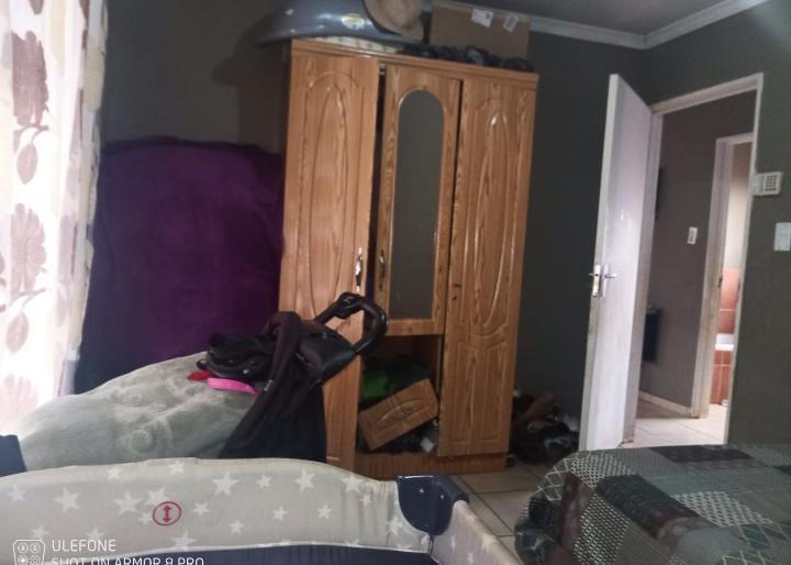 2 Bedroom Property for Sale in Dawn Park Gauteng