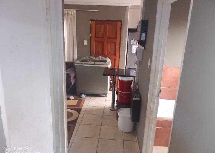 2 Bedroom Property for Sale in Dawn Park Gauteng