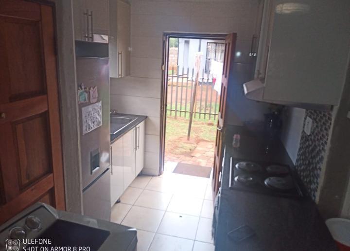2 Bedroom Property for Sale in Dawn Park Gauteng