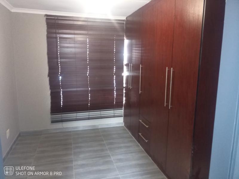 3 Bedroom Property for Sale in Dawn Park Gauteng