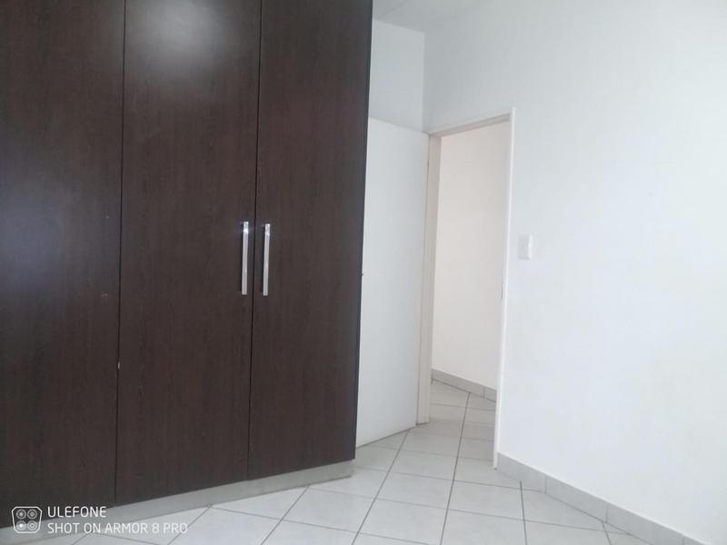 2 Bedroom Property for Sale in Dawn Park Gauteng