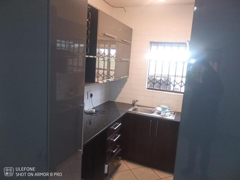 2 Bedroom Property for Sale in Dawn Park Gauteng