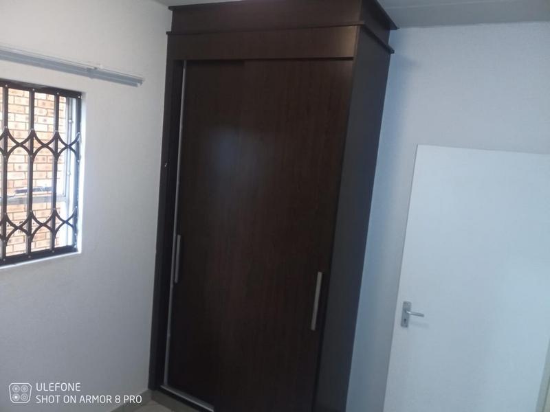 2 Bedroom Property for Sale in Dawn Park Gauteng