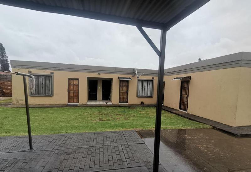 2 Bedroom Property for Sale in Dawn Park Gauteng