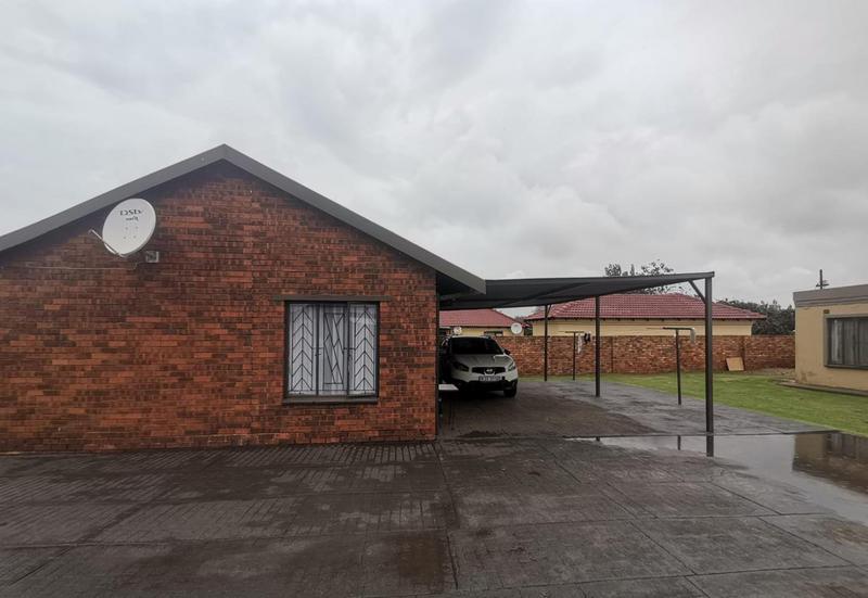 2 Bedroom Property for Sale in Dawn Park Gauteng