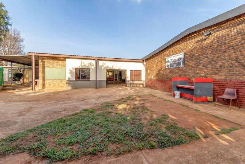 Commercial Property for Sale in Dawn Park Gauteng