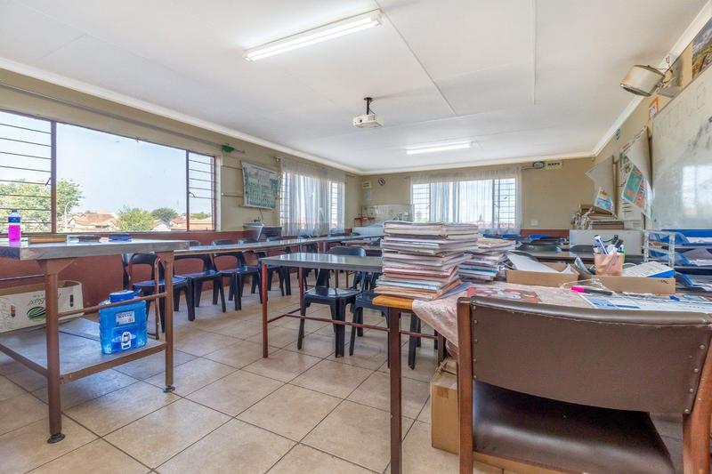 Commercial Property for Sale in Dawn Park Gauteng