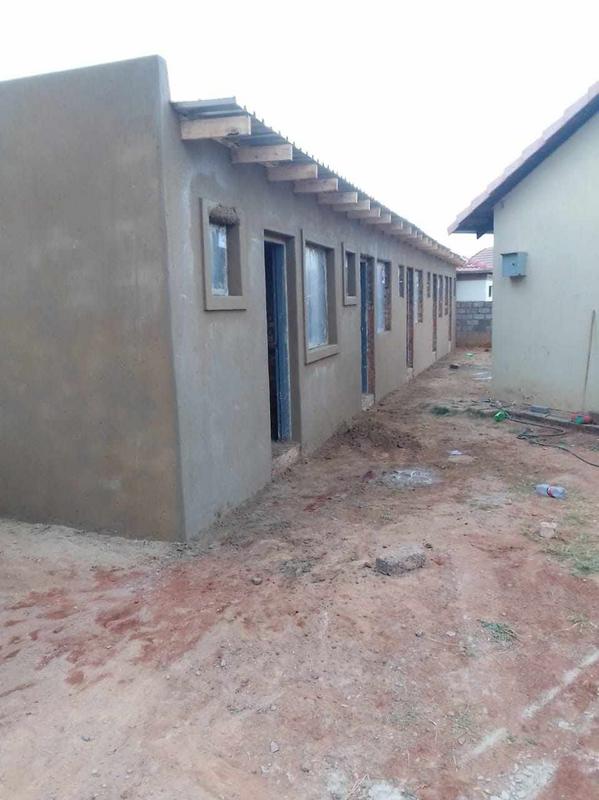 7 Bedroom Property for Sale in Dawn Park Gauteng