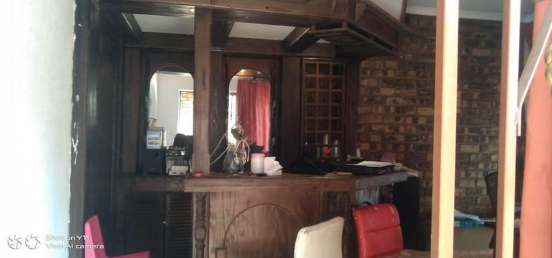 3 Bedroom Property for Sale in Dawn Park Gauteng