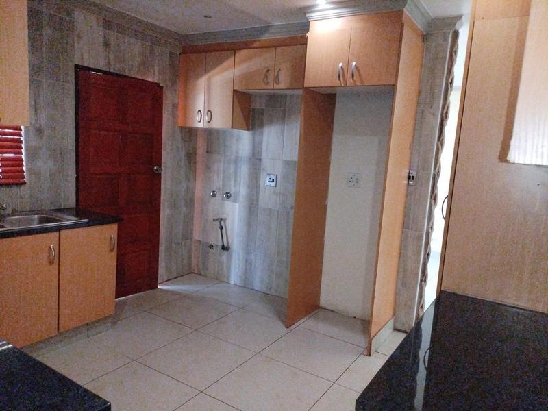 3 Bedroom Property for Sale in Dawn Park Gauteng