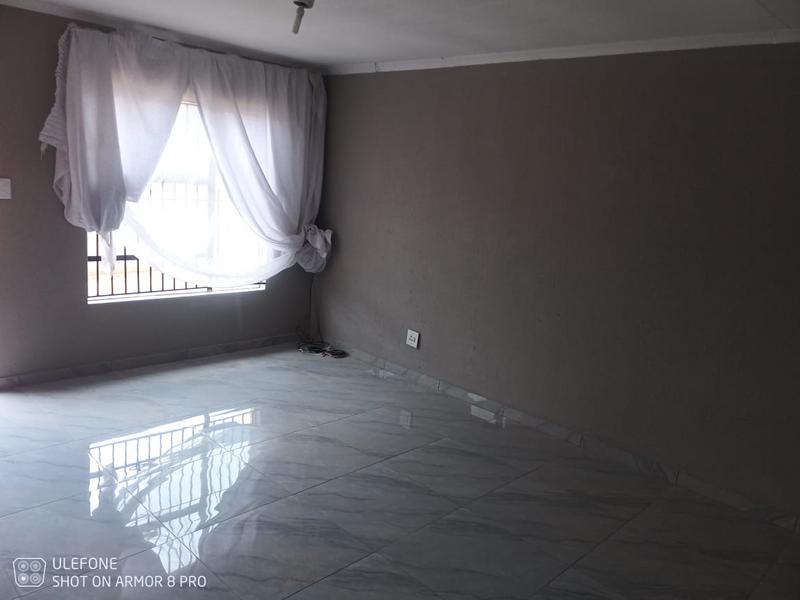 3 Bedroom Property for Sale in Dawn Park Gauteng