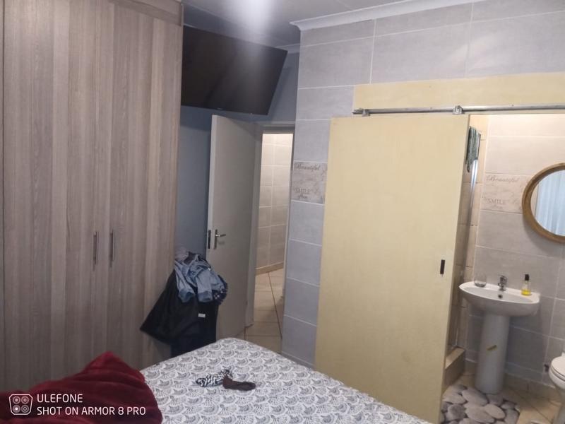 3 Bedroom Property for Sale in Dawn Park Gauteng