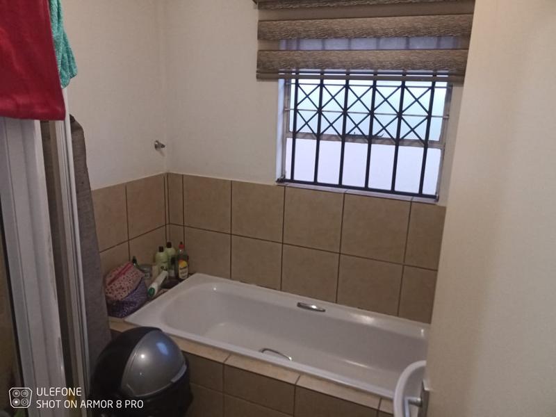 3 Bedroom Property for Sale in Dawn Park Gauteng