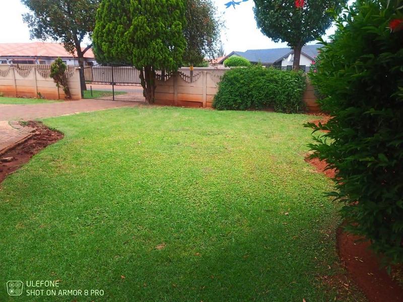 3 Bedroom Property for Sale in Dawn Park Gauteng