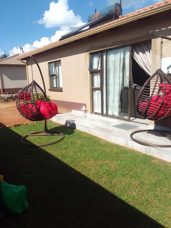 2 Bedroom Property for Sale in Dawn Park Gauteng