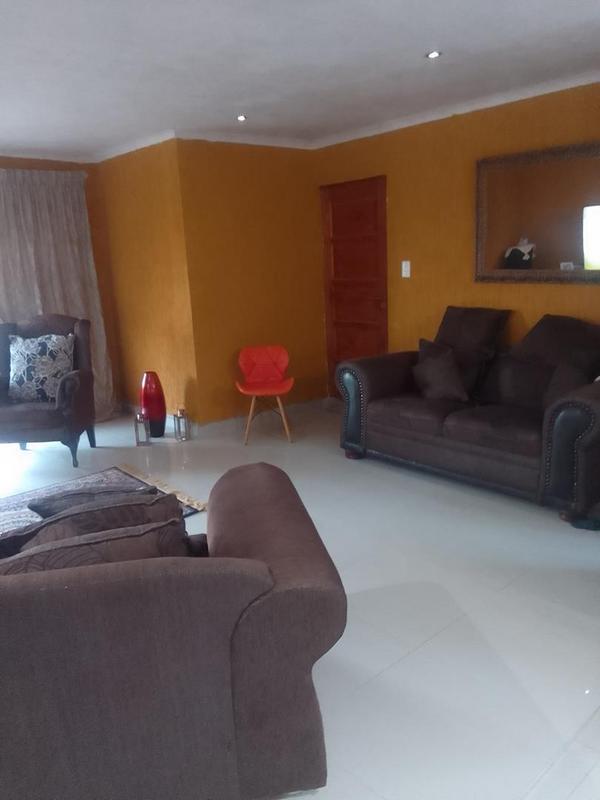 2 Bedroom Property for Sale in Dawn Park Gauteng