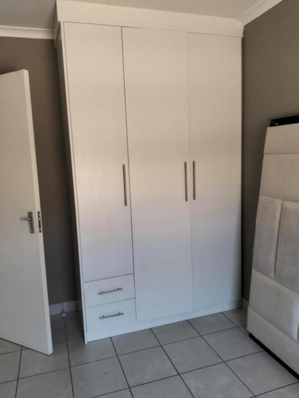 2 Bedroom Property for Sale in Dawn Park Gauteng