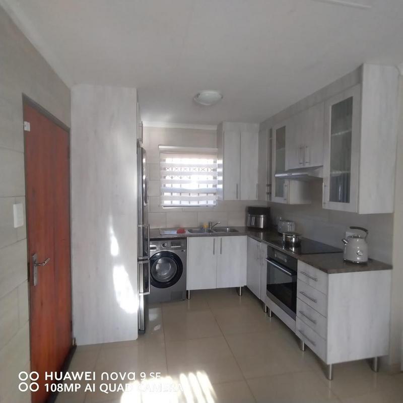 3 Bedroom Property for Sale in Dawn Park Gauteng