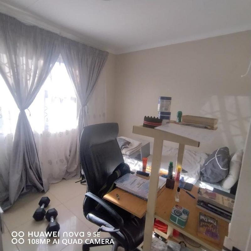 3 Bedroom Property for Sale in Dawn Park Gauteng