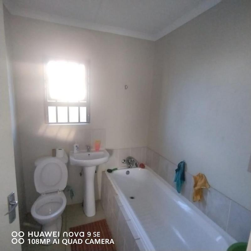 3 Bedroom Property for Sale in Dawn Park Gauteng