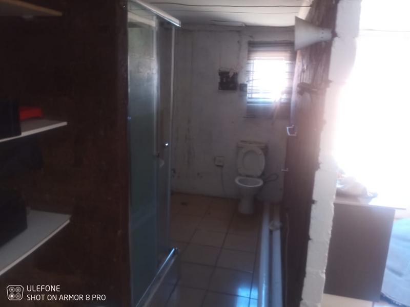 7 Bedroom Property for Sale in Dawn Park Gauteng