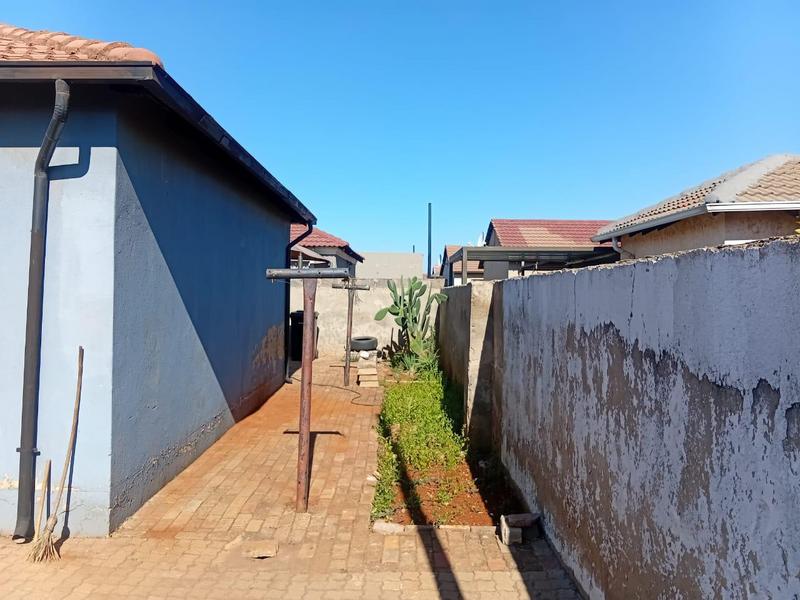 3 Bedroom Property for Sale in Dawn Park Gauteng
