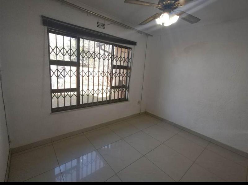 4 Bedroom Property for Sale in Dawn Park Gauteng