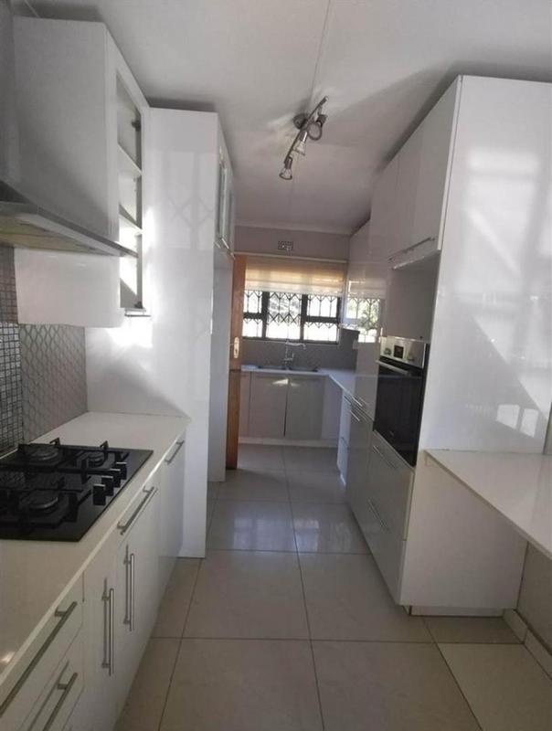 4 Bedroom Property for Sale in Dawn Park Gauteng