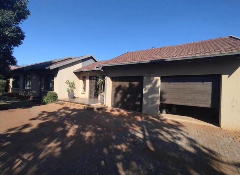 4 Bedroom Property for Sale in Dawn Park Gauteng