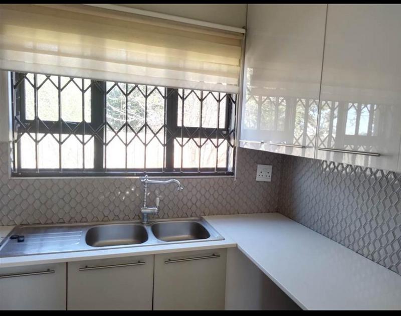 4 Bedroom Property for Sale in Dawn Park Gauteng