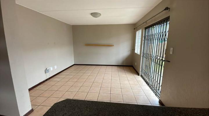2 Bedroom Property for Sale in Farrar Park Gauteng