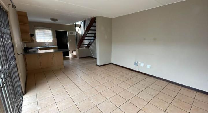 2 Bedroom Property for Sale in Farrar Park Gauteng