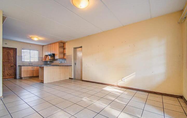 2 Bedroom Property for Sale in Farrar Park Gauteng