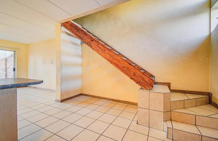 2 Bedroom Property for Sale in Farrar Park Gauteng