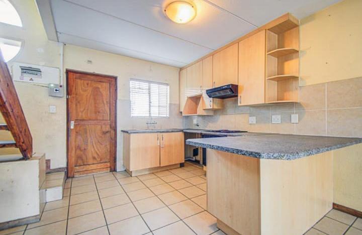 2 Bedroom Property for Sale in Farrar Park Gauteng