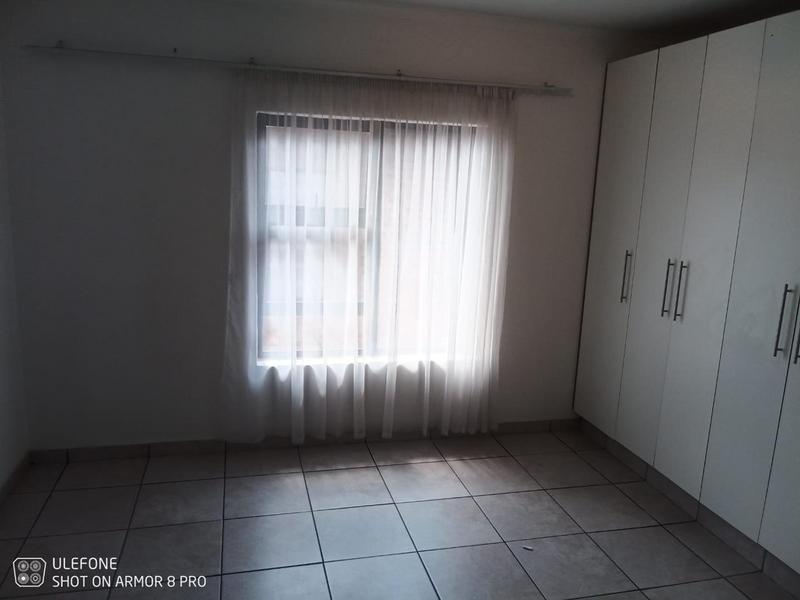 2 Bedroom Property for Sale in Lilianton Gauteng