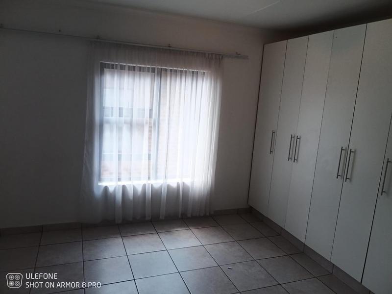 2 Bedroom Property for Sale in Lilianton Gauteng