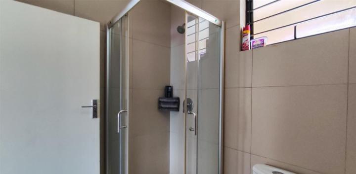1 Bedroom Property for Sale in Lilianton Gauteng